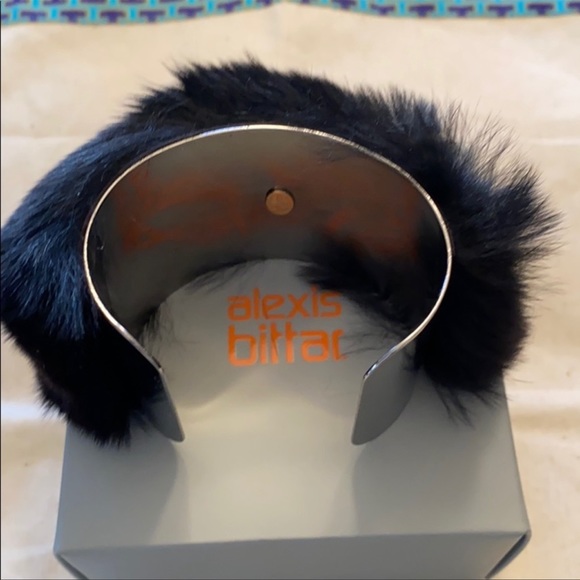 Bracelet - Picture 1 of 5